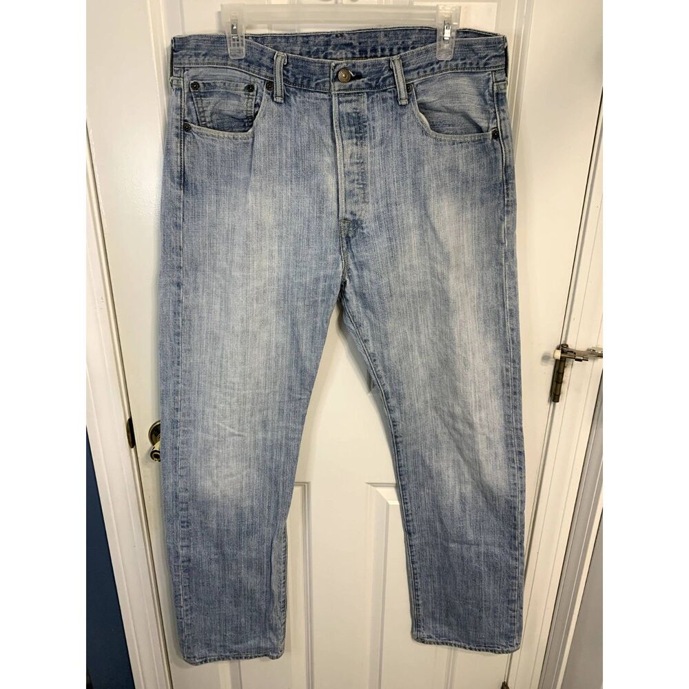 Levi's Men's 501 Button-Fly 100% Cotton Jeans Size W34 x L32